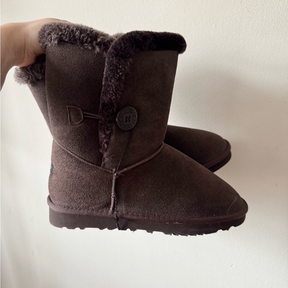 UGG Shoes - NWOT UGG Cozy Brown Suede Women's Boots